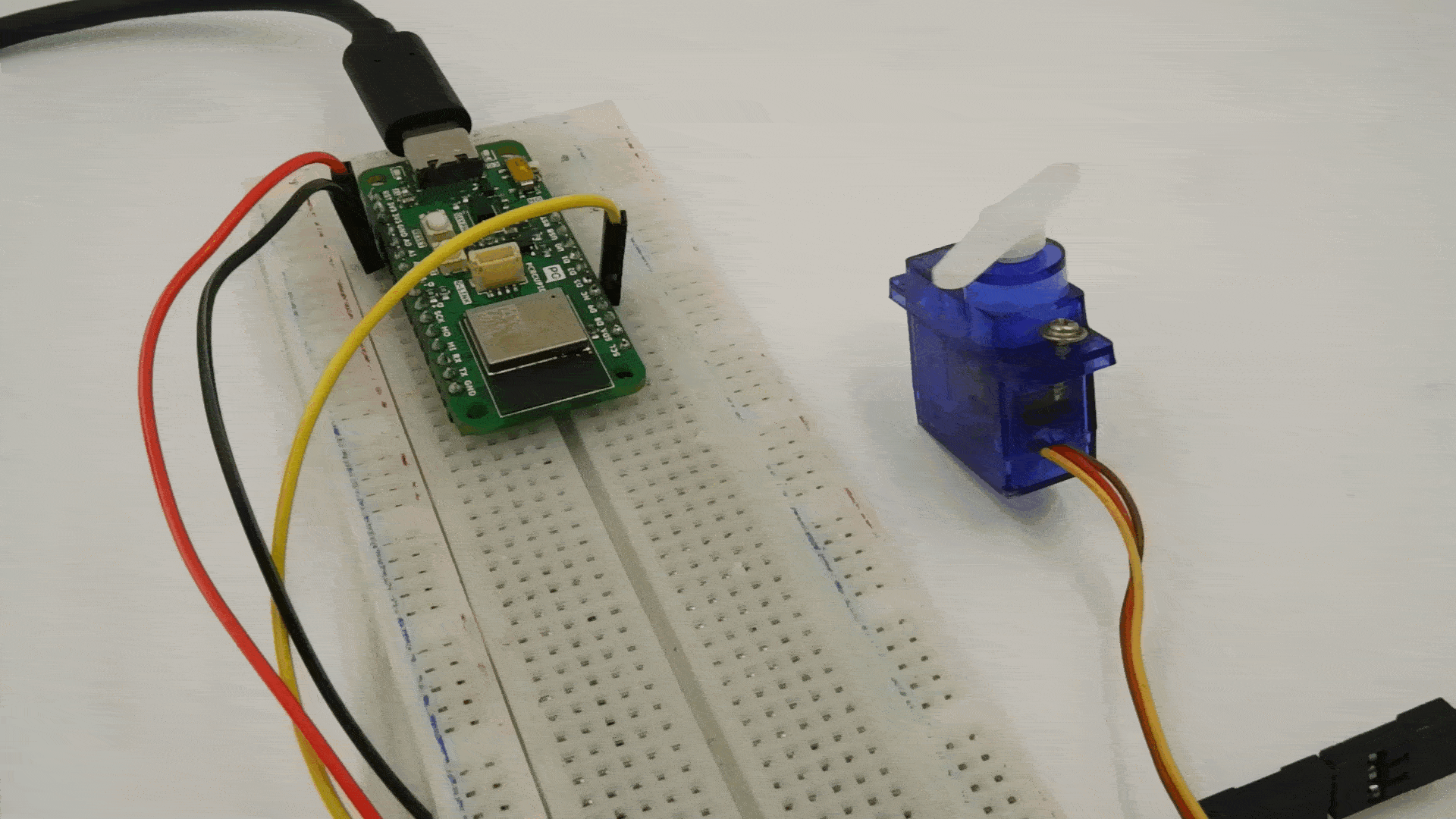 pcbcupid_servo_motor_turn